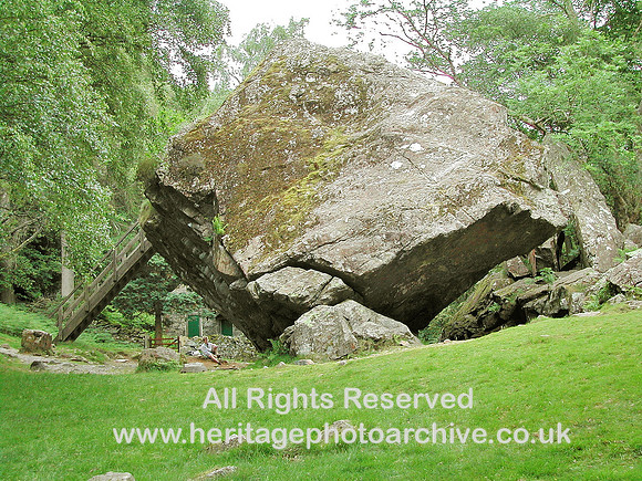 HRS 6440 Bowder stone 2005