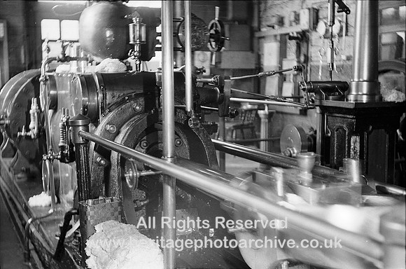 HRS 3338 Haslingden,  Carr-Parker steam engine cylinder 1969