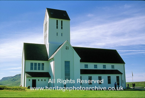 HRS 3435 Iceland, rural church 1996
