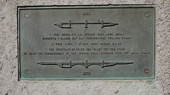 HRS 10147 Anglesey, Menai Straits plaque for road bridge 1978 L7740507