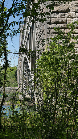 HRS 10148 Anglesey, Menai Straits, view north Britannia Bridge L7740508