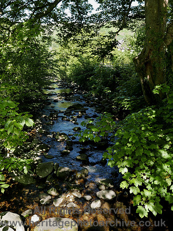 HRS 10160 Rowen, Afon Roe in village L7740530
