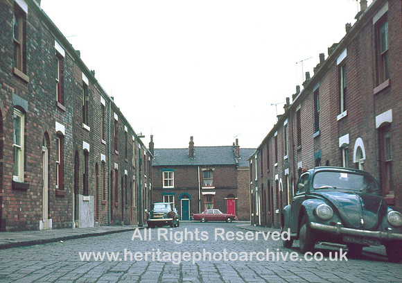 HRS 7120 Radcliffe, Co-operative Street c1970