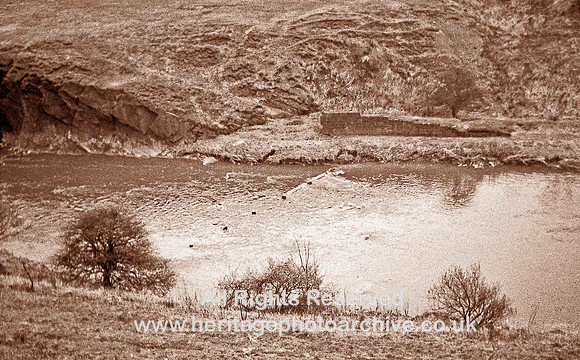 HRS 33 Nob End, Papermill Weir