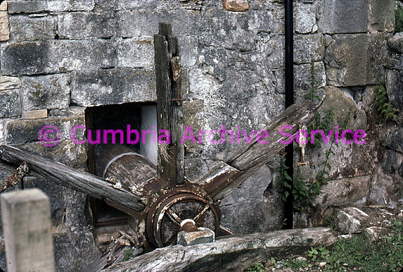 Maulds Meaburn corn mill, Waterwheel stone bearing  CIHS