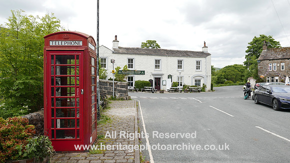 HRS 10988 Kettlewell, Racehorses hotel