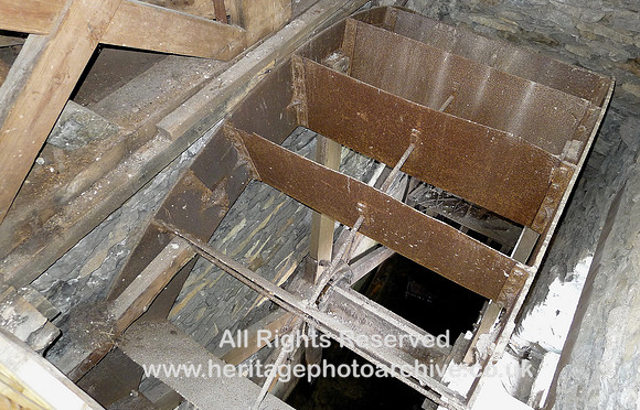 HRS 6950 Newby Bridge Corn Mill, waterwheel from above