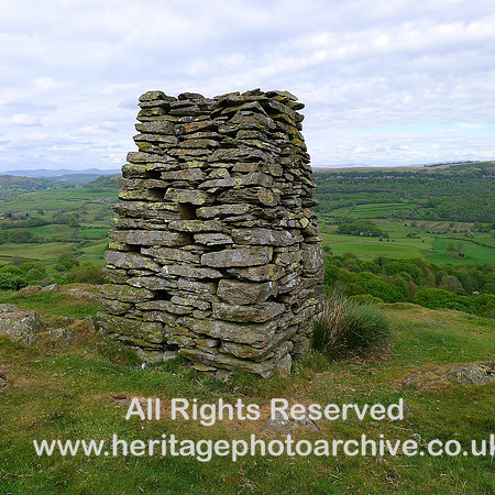 HRS 8590 Cartmel Fell, Ravens Barrow, stone structure