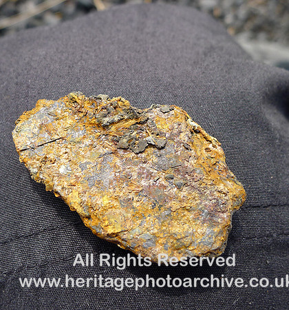 HRS 10377 Tan Hill, coal sample with iron staining L1190398