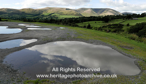 HRS 10430 Sedbergh, View to Howgills L7750017