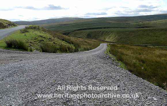 HRS 10394 Birkdale Common, Little Sled Dale, landslip L1190413