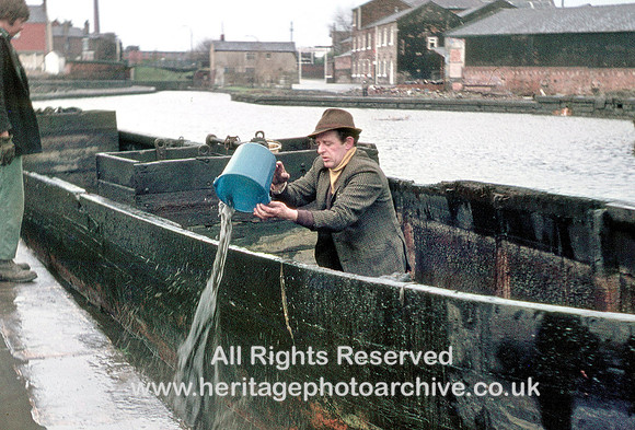 HRS 533 Radcliffe MBBC Coalboat