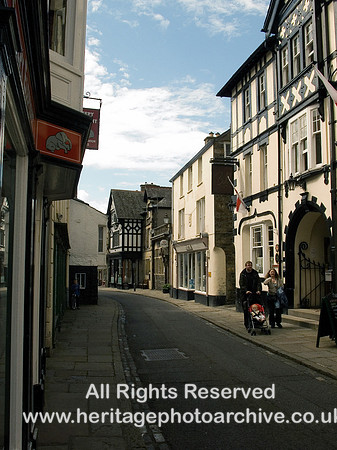 HRS 10510 Sedbergh, Main Street L1110622
