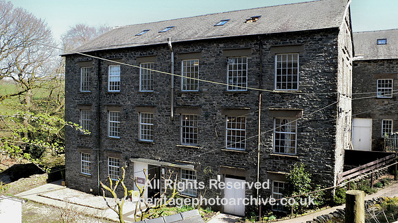 HRS 10520 Sedbergh, Farfield Mill 2011 L1120915