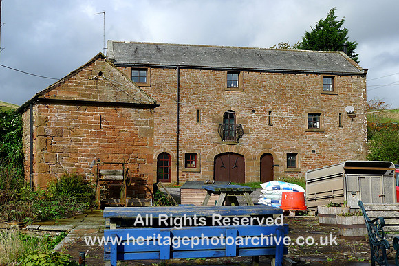 HRS 10536 Croglin, barn near Robin Hood Pub 2019 NY 573 471 L1190549