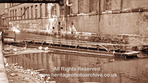 HRS 291 MBBC, Bury, sunken iceboat 1973