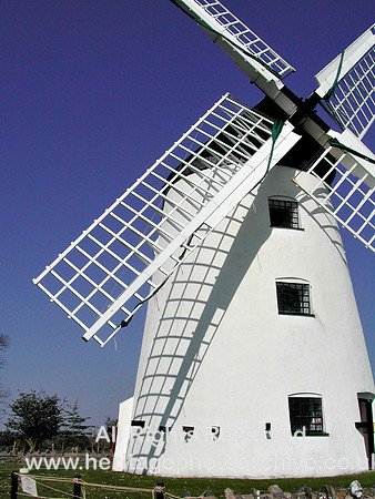 HRS 384 Llynnon Windmill