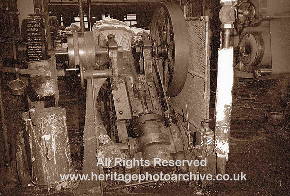 HRS 2185 Radcliffe, Hardcastles, diagonally-opposed steam engine 1970s