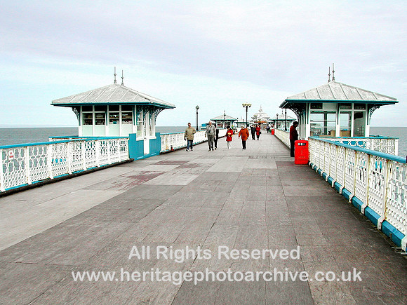 HRS 433 Llandudno view along the pier