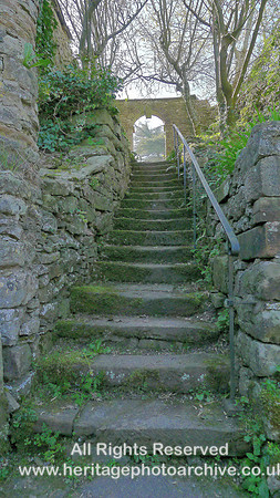 HRS 9014 Morland, dry stone walls and steps into garden near beck
