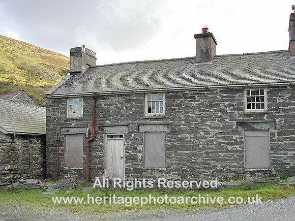 HRS 1066 Slate-built cottages Cwm Penmachno 2003