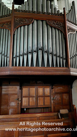 HRS 10351 Casterton, Holy Trinity Church, organ L7740892