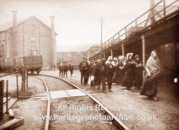 HRS 1505 Coalmining, Gibfield workers coming off shift