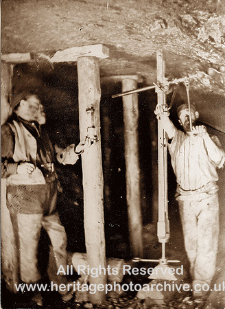 HRS 1513 Coalmining, rock drilling in tunnel by hand Gibfield