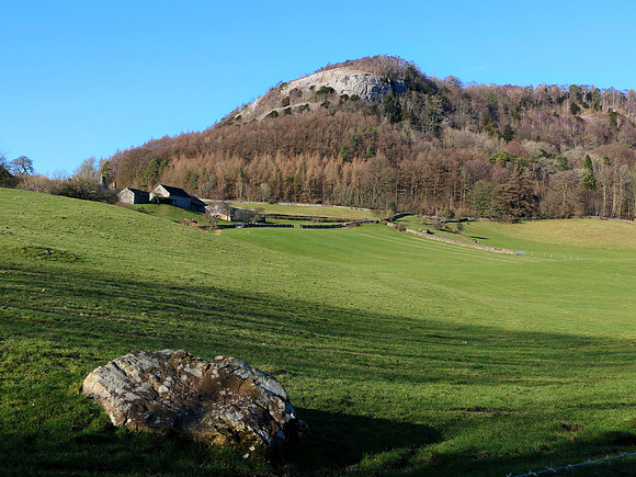 HRS 10732 Whitbarrow and glacial erratic L1000819