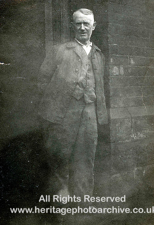 HRS 159 Joe Grimshaw, mill labourer Radcliffe 1940s