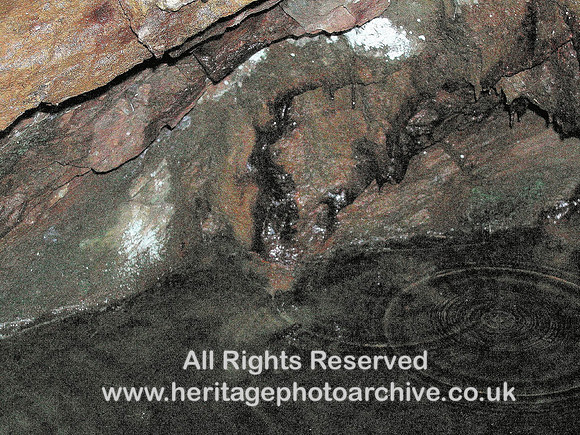 HRS 4237 Dolgarrog, iron on wall on tunnel