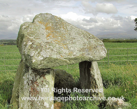 HRS 368 Bodowyr Neolithic burial chamber