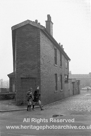 HRS 2861 Radcliffe, Knowles St workshops 1968