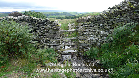HRS 9614 Stephenson Ground, watergate or smoot with stone  bars SD234931 L1180146