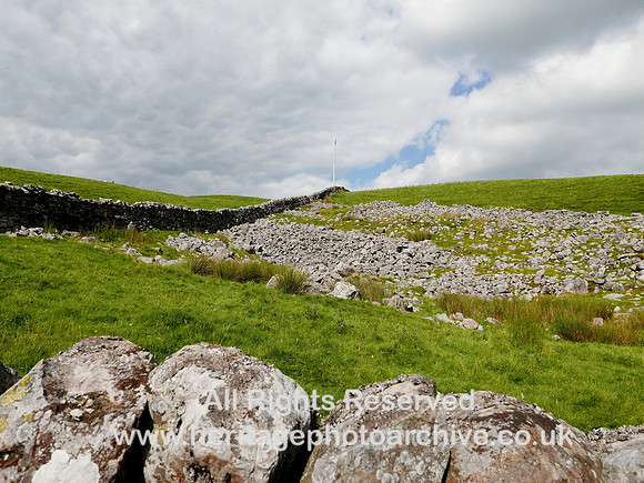 HRS 10682 Garsdale Foot, Field clearance boulders 2020 L7750634
