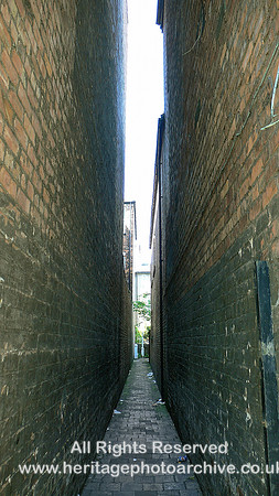 HRS 4121 Southport,  ginnel