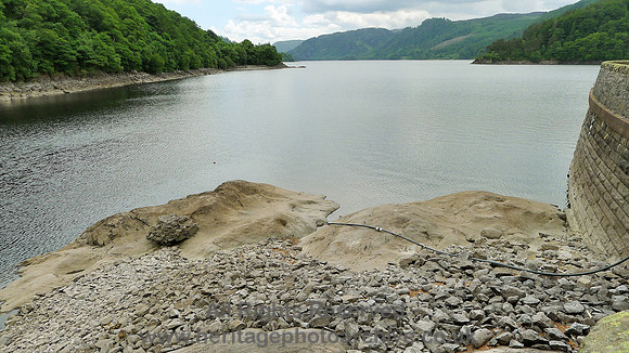 HRS 7077 Thirlmere, rock-head at dam causeway looking south