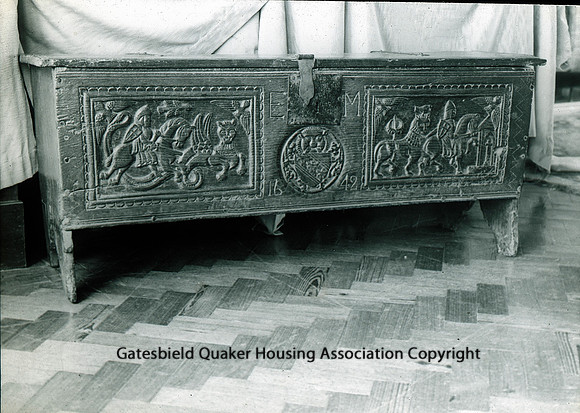 Coffer with carved front panels EM 1642_035