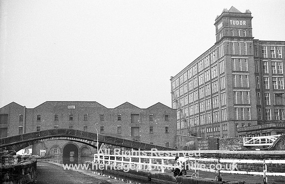 HRS 3244 Ashton-under-Lyne, Portland Basin c1968