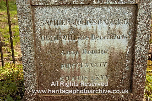 HRS 5537 Dr Johnson's Monument, Denbigh 2005
