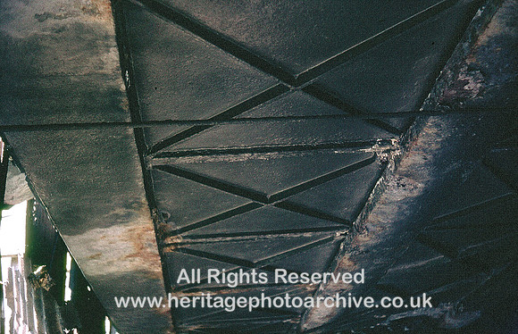 HRS 1150 Manchester, Salford Junction Canal, Great Bridgewater St Cast Iron bridge 1973