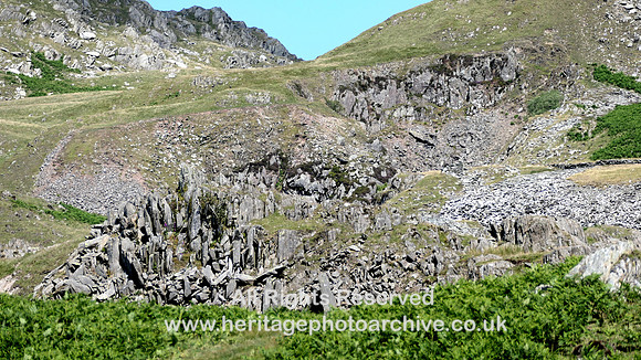 HRS 11256 Dunnerdale, Stainton Ground, unusual standing stone cleaved volcaniclastic rock 2022