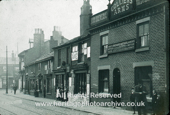HRS 7116 Radcliffe, Colliers Arms c1910