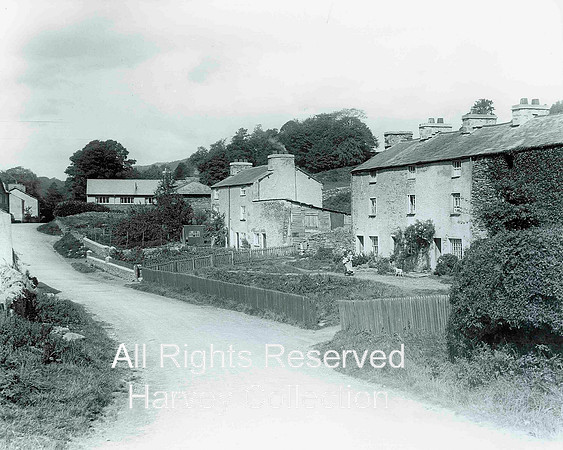 Brow Edge, Cottages and houses