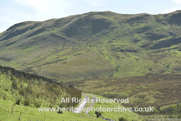 HRS 7608 Borrowdale-Edge-dipping-strata