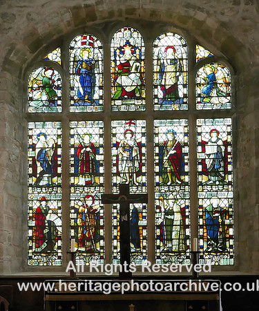 HRS 8548 Dent, Church stained altar glass L7700382