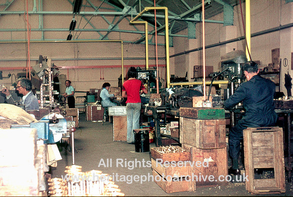 HRS 1491 Protector Lamp Company