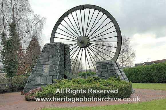 HRS 64 Gresford pit disaster memorial, Wrexham