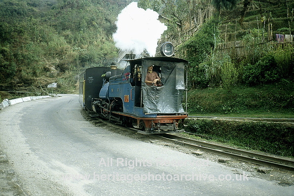 HRS 794 India, Darjeeling Himalayan Railway, down train 1995