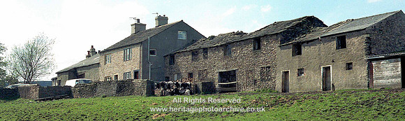HRS 1614 Sabden, Pendle, Top Row